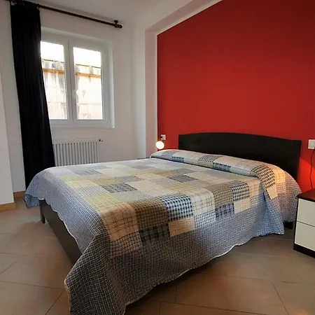 公寓 Piazzo Sleeps 4 Pool Wifi Vercana